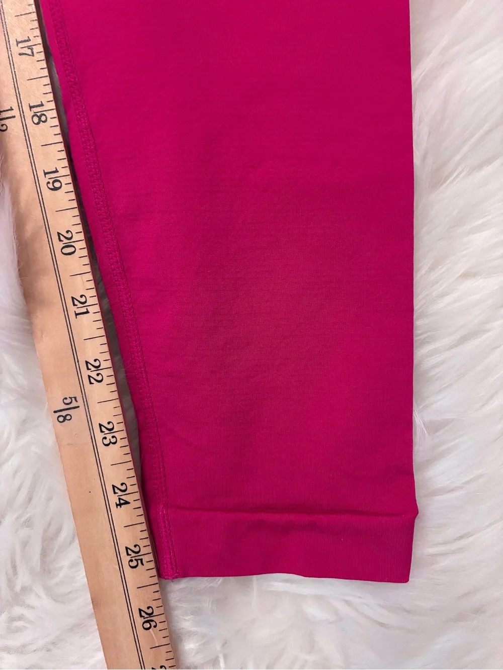 NVGTN Cosmo Hot Pink Seamless Leggings Sz Large Like New Activewear Yoga Gym